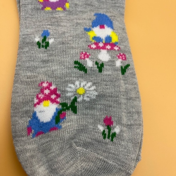 Gnome Mushroom No-show Socks, One Size, NWT - Picture 3 of 6